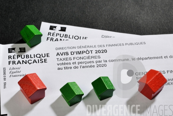 Illustration Symbole : impots, piège, billets, euro, fiscalité