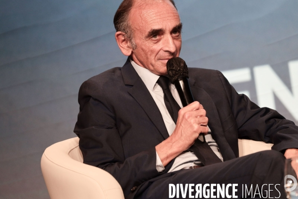 Les eveilleurs invitent eric zemmour a versailles