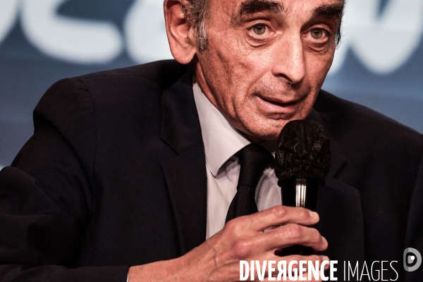 Les eveilleurs invitent eric zemmour a versailles