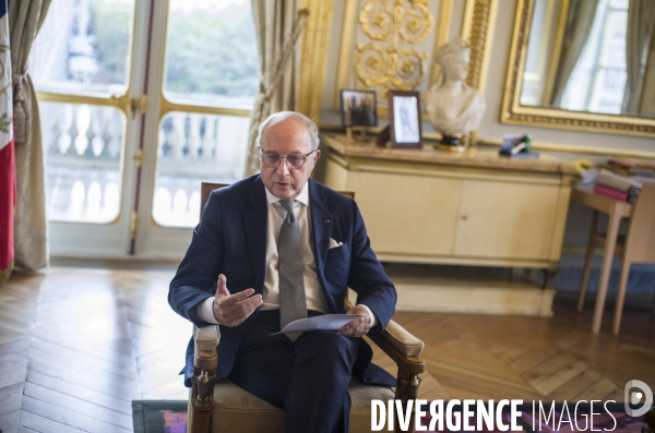 Portrait de laurent fabius, president du conseil constitutionnel.