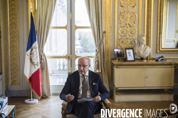 Portrait de laurent fabius, president du conseil constitutionnel.