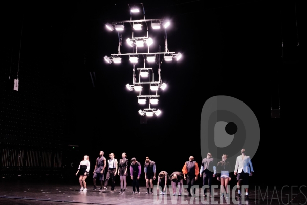 3 Works for 12 / Alban Richard - centre chorégraphique national de Caen en Normandie