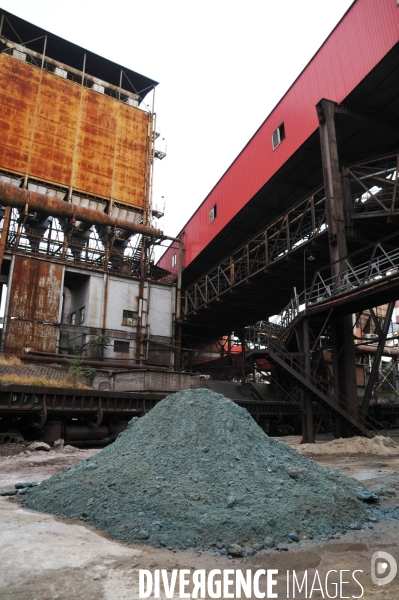 Shougang, le fleuron de l industrie métallurgique chinoise, déménage - The steel industry flagship Shougang relocates