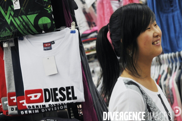 Le marché de la contrefacon en Chine - Counterfeit products market in China