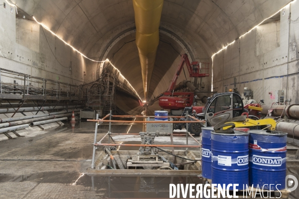 Chantier de la future gare de la porte Maillot