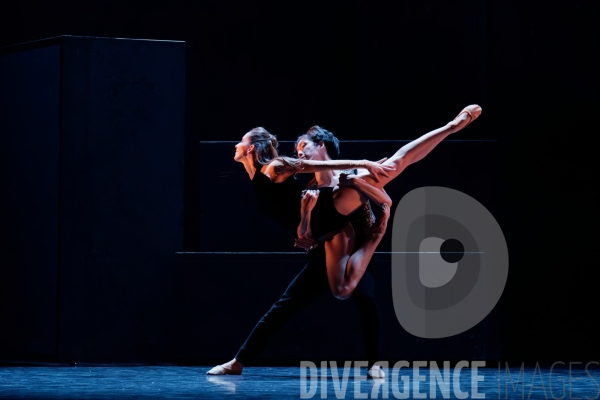 Les Ailes du désir / Bruno Bouché  / Ballet de l Opéra national du Rhin