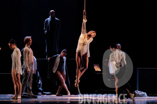 Les Ailes du désir / Bruno Bouché  / Ballet de l Opéra national du Rhin