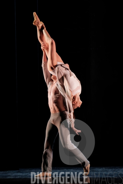 Les Ailes du désir / Bruno Bouché  / Ballet de l Opéra national du Rhin