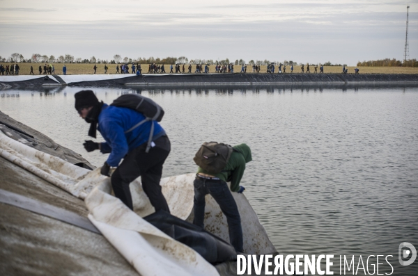 Manifestation et action contre les bassines agricoles a mauze-le-mignon.