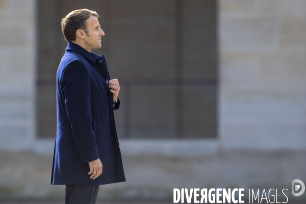 Cérémonie militaire présidée par Emmanuel MACRON aux Invalides.