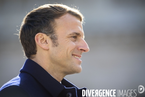 Cérémonie militaire présidée par Emmanuel MACRON aux Invalides.