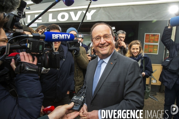 Anne Hidalgo et François HOLLANDE sur le marché de la gare de Tulle