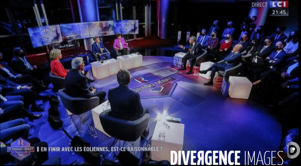 Debat entre les pretendants a l investiture lr