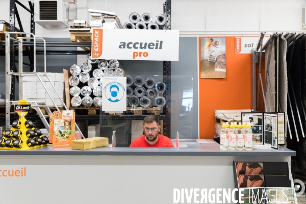 Magasin de bricolage et décoration