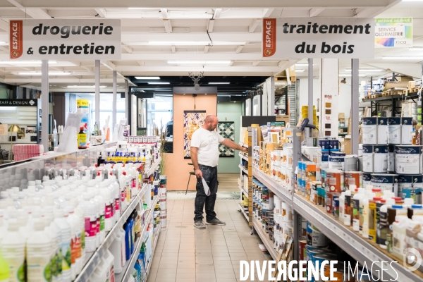 Magasin de bricolage et décoration