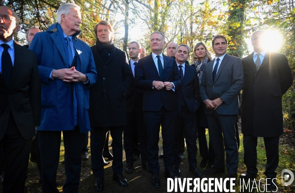 Les republicains / Cérémonie d hommage à Colombey les Deux Eglises