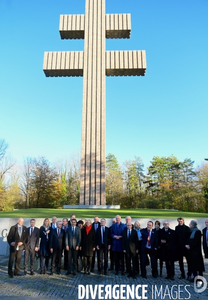 Les republicains / Cérémonie d hommage à Colombey les Deux Eglises