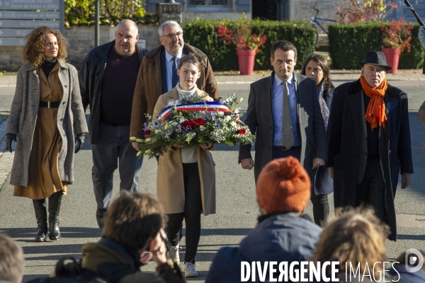 Les partis de droite sur la tombe du général de Gaulle à Colombey.