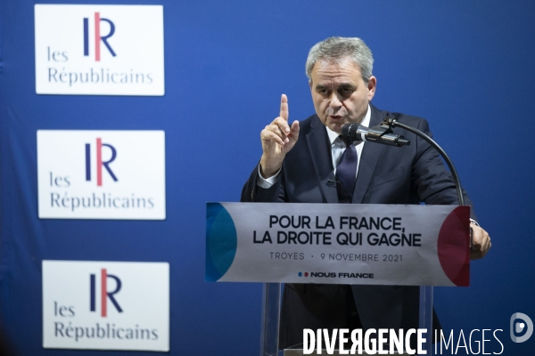 Réunion publique de Xavier BERTRAND