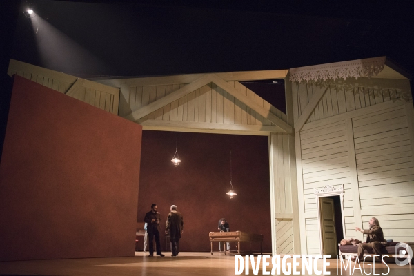 La Cerisaie - Tchekhov - Hervieu-Leger - Comedie-Francaise
