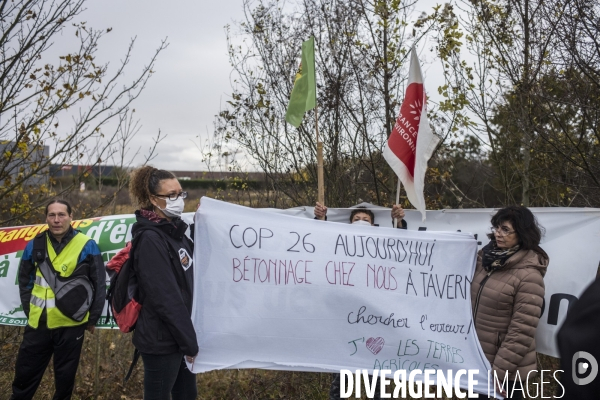 Manifestation a taverny contre l implantation d un amazon.