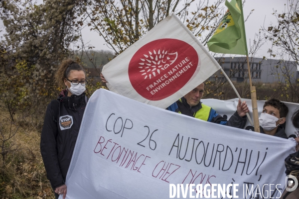 Manifestation a taverny contre l implantation d un amazon.