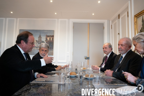 Déjeuner entre Lula da Silva et François Hollande.