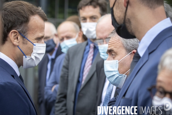 Emmanuel Macron chez Renault Douai avec Xavier Bertrand