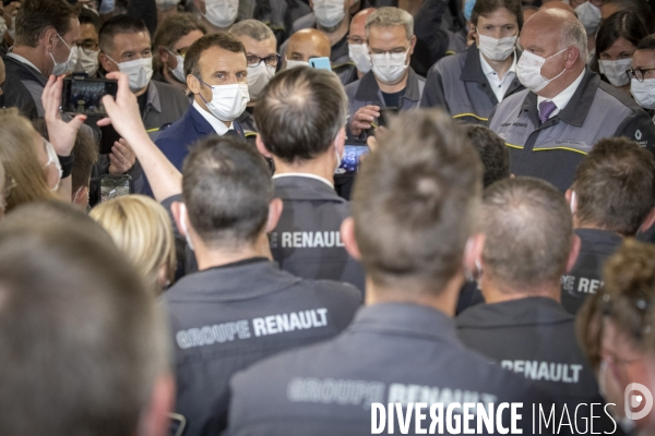 Emmanuel Macron chez Renault Douai avec Xavier Bertrand