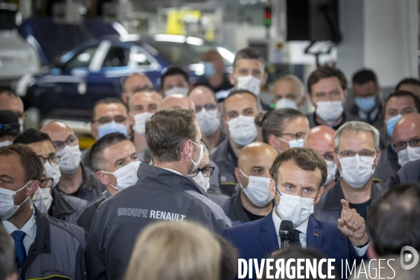 Emmanuel Macron chez Renault Douai avec Xavier Bertrand