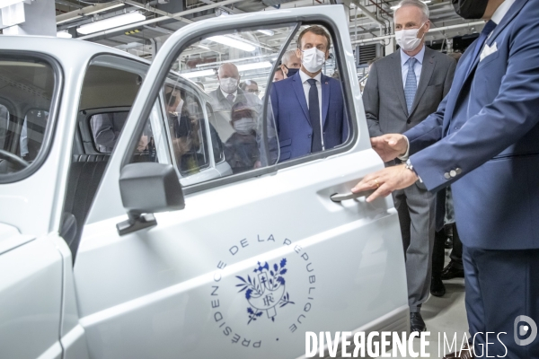 Emmanuel Macron chez Renault Douai avec Xavier Bertrand