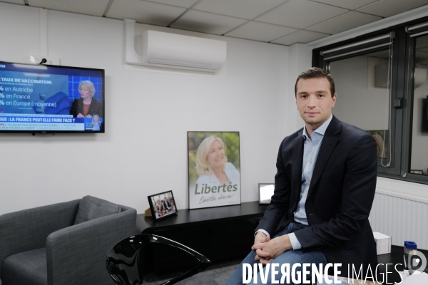 Inauguration du QG de la campagne presidentielle de 2022 de Marine Le Pen