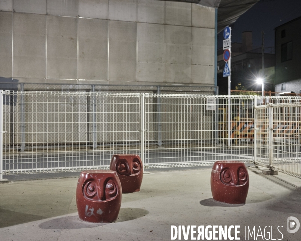 Tokyo. Aire de jeux des années 60/70 dans le quartier de Koiwa.