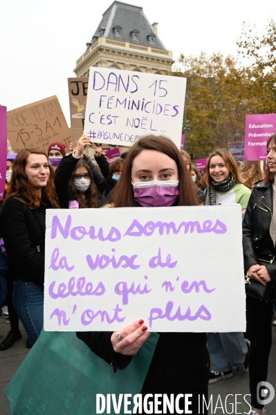 Manifestation contre les violences sexistes et sexuelles, à Paris le 20 novembre 2021. International women sday in Paris.