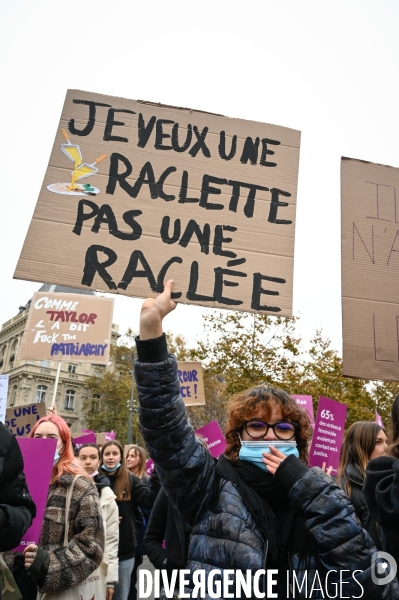 Manifestation contre les violences sexistes et sexuelles, à Paris le 20 novembre 2021. International women sday in Paris.