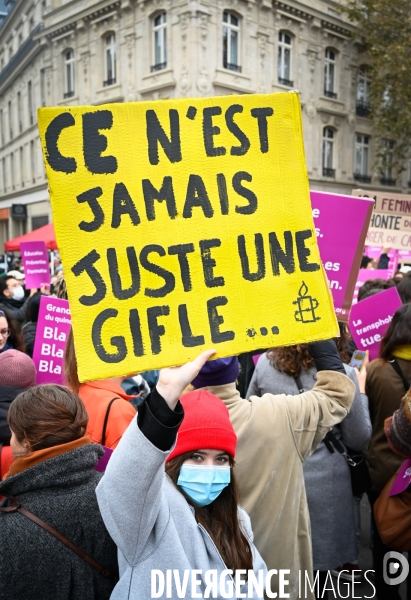 Manifestation contre les violences sexistes et sexuelles, à Paris le 20 novembre 2021. International women sday in Paris.