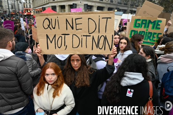 Manifestation contre les violences sexistes et sexuelles, à Paris le 20 novembre 2021. International women sday in Paris.