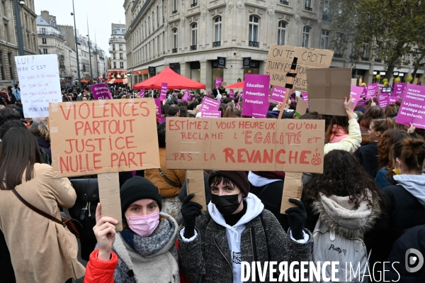 Manifestation contre les violences sexistes et sexuelles, à Paris le 20 novembre 2021. International women sday in Paris.