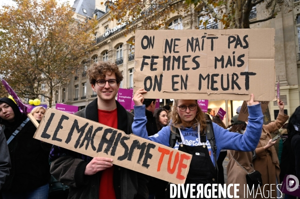 Manifestation contre les violences sexistes et sexuelles, à Paris le 20 novembre 2021. International women sday in Paris.