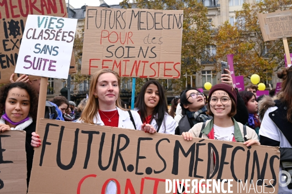 Manifestation contre les violences sexistes et sexuelles, à Paris le 20 novembre 2021. International women sday in Paris.