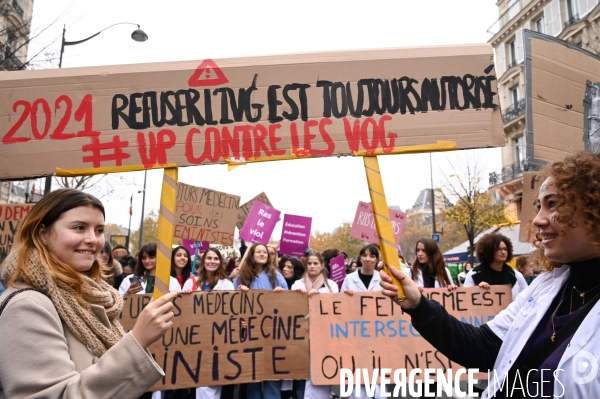 Manifestation contre les violences sexistes et sexuelles, à Paris le 20 novembre 2021. International women sday in Paris.