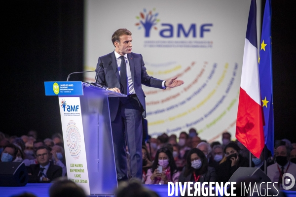 Emmanuel Macron au Congrès des maires de France