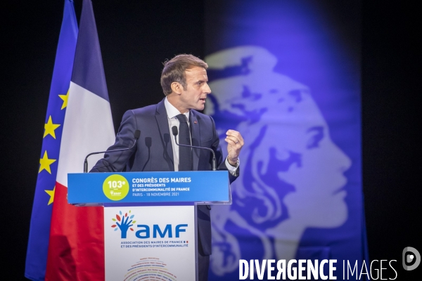 Emmanuel Macron au Congrès des maires de France