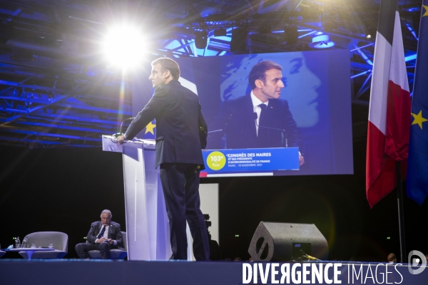 Emmanuel Macron au Congrès des maires de France