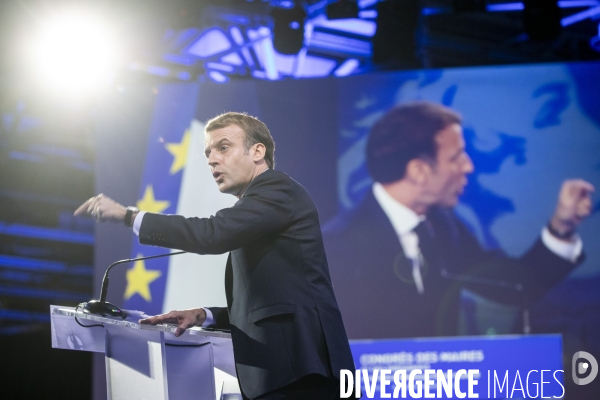 Emmanuel Macron au Congrès des maires de France