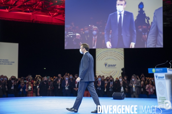 Emmanuel Macron au Congrès des maires de France