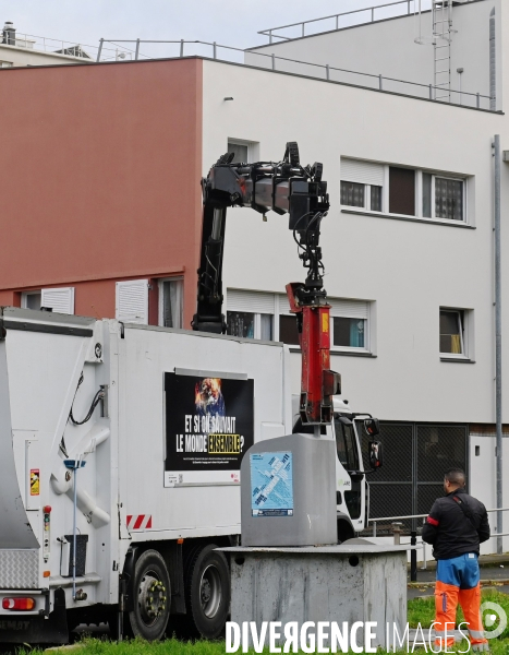 Poubelles / containers enterrés