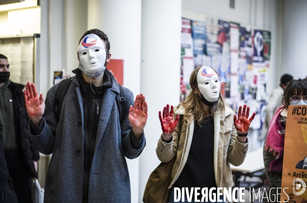 Action de exctinction rebellion a sciences po contre le partenariat etabli avec total.