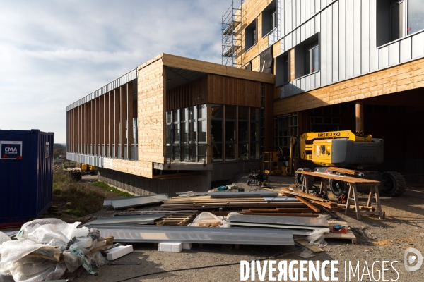 Chantier bois-paille d un lycée en Vendée