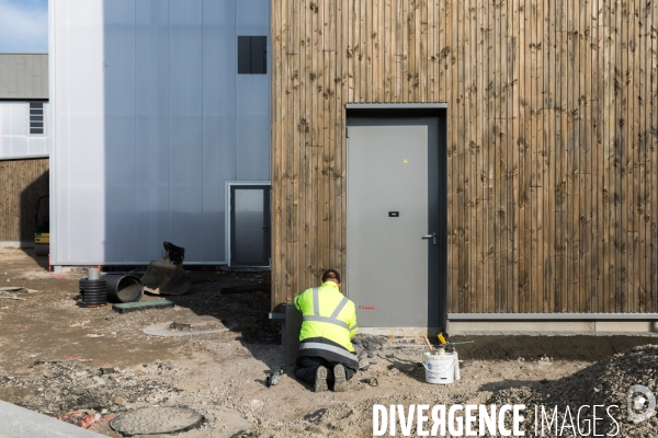 Chantier bois-paille d un lycée en Vendée